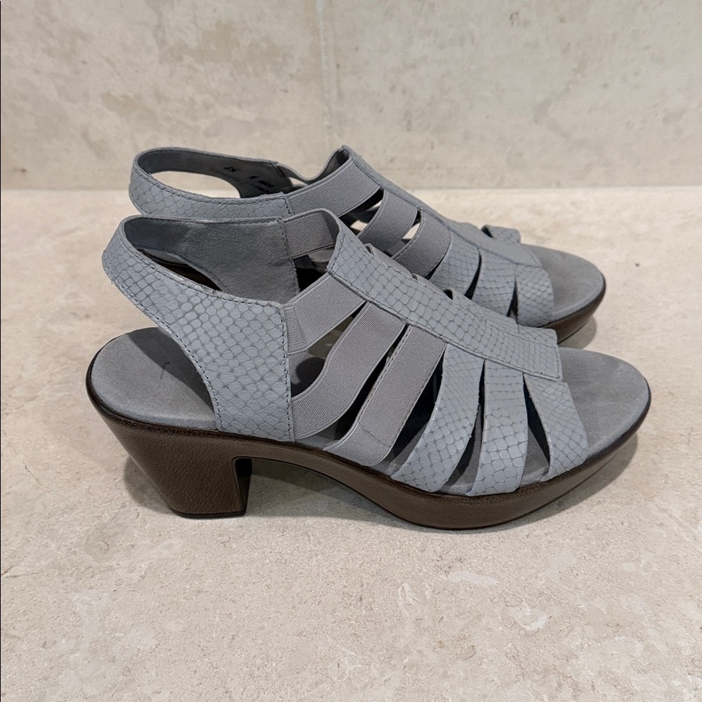 Munro Cookie Slingback Chunky Platform Sandals - image 4